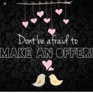 BUNDLE 🎁MAKE OFFER AND GET A DEAL ON SHIPPING!!